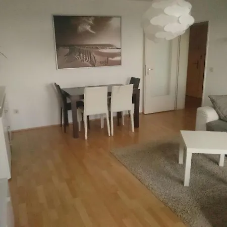 Am Kaninsberg 32 1.og Rechts * Frechen